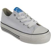 Sportschoenen MTNG Lona 81195 blanco