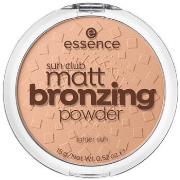 Blush &amp; poeder Essence Zon Club Bronzing Poeder - 01 Natural