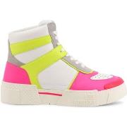 Sneakers Love Moschino - ja15635g0ei62