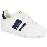 Lage Sneakers Armani Exchange XUX173