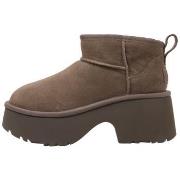 Snowboots UGG Classic Ultra Mini New Heights