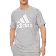 T-shirt adidas -