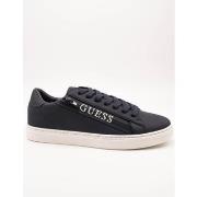 Lage Sneakers Guess FMJTIK ELE12