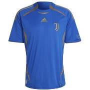 T-shirt adidas -