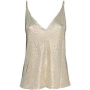 Top Molly Bracken p1275ce