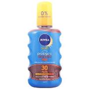 Zonverzorging Nivea Zonneolie Beschermt Bronst - SPF30