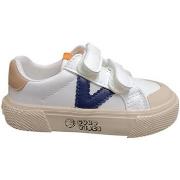 Lage Sneakers Victoria tribu
