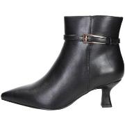 Enkellaarzen Marco Tozzi 2-25327-45