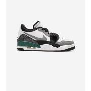Lage Sneakers Nike Jordan Legacy 312 Low Oxidized Green