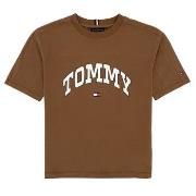 T-shirt Korte Mouw Tommy Hilfiger VARSITY RAISED PRINT TEE SS