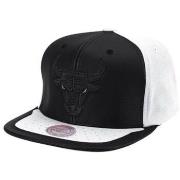 Muts Mitchell And Ness Nba Chicago Bulls Day One Snapback Bulls