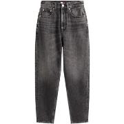 Straight Jeans Tommy Hilfiger MOM JEAN UH TPR BI01 DW0DW21812