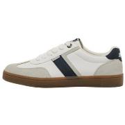 Lage Sneakers MTNG 84756