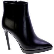 Enkellaarzen Exé Shoes 145934