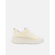 Sneakers Walk &amp; Fly AH 9837