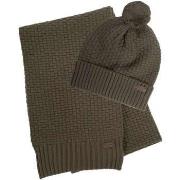 Muts Barbour Ramside Beanie Sjaal Cadeauset