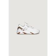 Lage Sneakers Guess GENGA FLPGEN FAP12