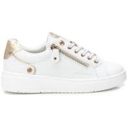 Lage Sneakers Xti 143629