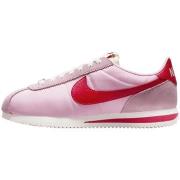 Lage Sneakers Nike Cortez TXT Medium Soft Pink Sail