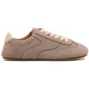 Lage Sneakers MTNG 60958