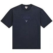 T-shirt Guess M4BI13 K8FQ4 GO VNT TRIANGLE-JTMU JET BLACK