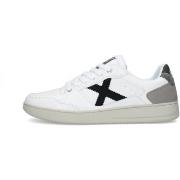 Lage Sneakers Munich 8908116