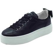 Sneakers NeroGiardini E306520D