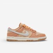 Lage Sneakers Nike Dunk Low Next Nature Se Wmns "Amber Brown"