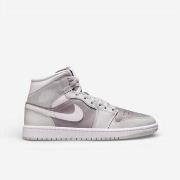 Hoge Sneakers Nike jordan-1-mid-photon-dust-atmosphere-grey-womens