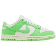 Lage Sneakers Nike Dunk Low Green Strike (Women's)
