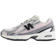 Lage Sneakers New Balance 740v2