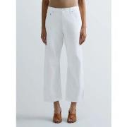 Straight Jeans Replay WB550.858001D-011