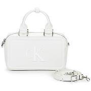 Handtas Calvin Klein Jeans BOLD CK BAULETTO CROSSBODY