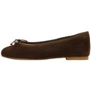 Ballerina's Sandra Fontan EMMA