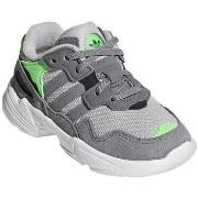 Baskets basses enfant adidas YUNG-96 EL I