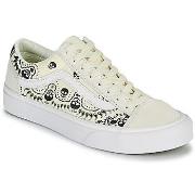 Baskets basses Vans STYLE 36