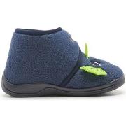 Chaussons enfant Billowy 8146C02