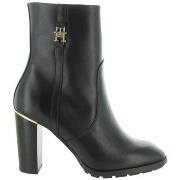 Bottines Tommy Hilfiger FEMININE TH HARDWARE