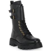 Boots Keys BLACK