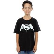 T-shirt enfant Dc Comics Batman v Superman Beaten Logo