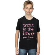 T-shirt enfant Disney Mistress Of Evil Trust In The Love