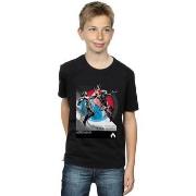 T-shirt enfant Dc Comics Aquaman Vs Black Manta