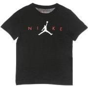 T-shirt enfant Nike 85A740