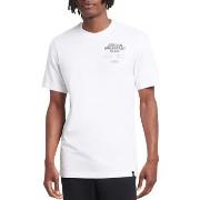 T-shirt Nike DQ7384