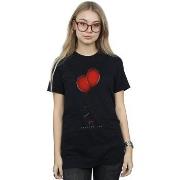 T-shirt It Chapter 2 Hand With Balloons