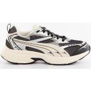 Baskets basses Puma Morphic