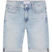 Short Calvin Klein Jeans J30J324871