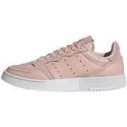 Baskets basses adidas SUPERCOURT