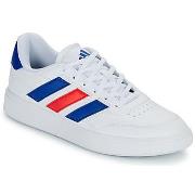 Baskets basses adidas COURTBLOCK