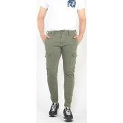 Pantalon Le Temps des Cerises Koge army jogg tapered arqué kaki